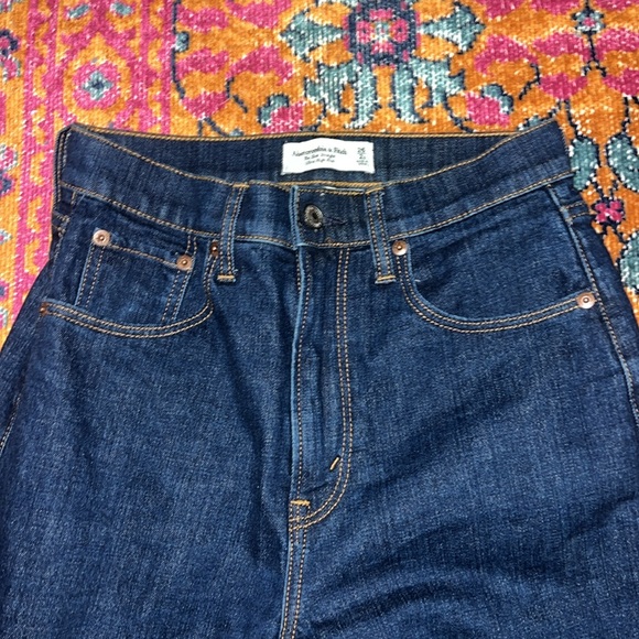 Abercrombie & Fitch Slim Straight Ultra High Rise Jeans - Picture 2 of 4